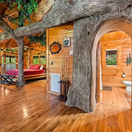 Gatlinburg Enchanted Treehouse By Stony Brook Cabins